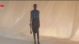 Debut Antonin Tron di Balmain Hadirkan Glamour Lebih Realistis dan Modern