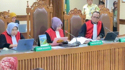 Majelis Hakim PN Jakarta Pusat jatuhkan vonis 7 tahun penjara kepada Ammar Zoni dan terdakwa lainnya