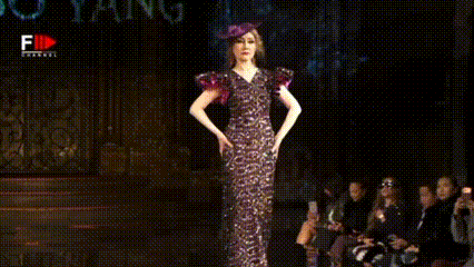 Jiangbo Yang Tampilkan Koleksi Elegan di Art Hearts Fashion New York