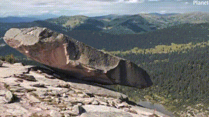  Keajaiban Formasi Batuan Dunia: Dari Apel Terbelah hingga Pilar Raksasa Penantang Gravitasi