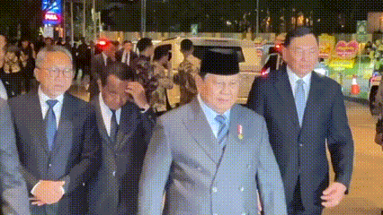 Presiden Prabowo Subianto Nikmati Laksa di Resepsi Pernikahan Syifa Hadju dan El Rumi