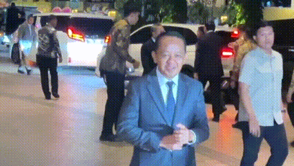  Menteri ESDM Bahlil Lahadalia Hadiri Resepsi El Rumi dan Syifa Hadju, Doakan Keluarga Sakinah