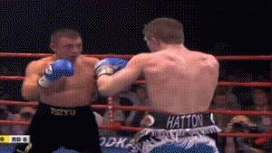 Ricky Hatton Taklukkan Kostya Tszyu dalam Duel Epik, Rebut Gelar Dunia IBF