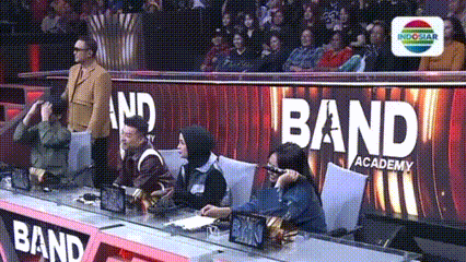  Aksi Panggung Memukau di Band Academy Indosiar, Syaqirah Uji Kemampuan Band Metal Berpengalaman Internasional