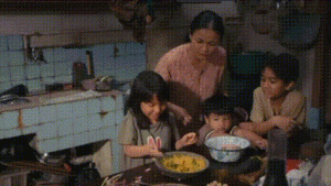  Nirina Zubir Tersentuh Makna Keluarga di Film “Jangan Buang Ibu”