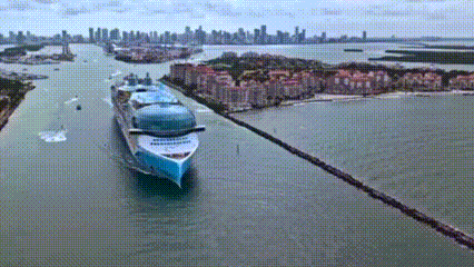 Kapal Pesiar Raksasa “Icon of the Seas” Jadi Kota Terapung Paling Canggih di Dunia 