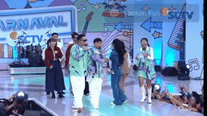  Karnaval SCTV di Jember Pecah! Kehadiran Dewi Perssik Bikin Ribuan Warga Histeris