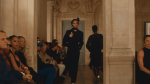  Jacquemus Tampilkan Romantisme Modern di Paris Fashion Week Fall/Winter 2026/27