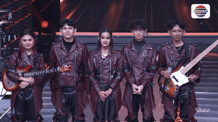  “Tantri Kotak” dan “Chua Kotak” Nostalgia Panggung “Go Tunes!” Qyra Bikin Haru di Ajang Band Academy Indosiar