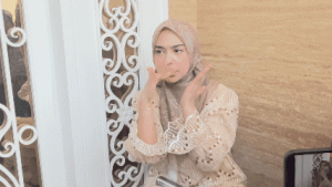  “Bukan Sekadar Estetik” — Ria Ricis Blak-blakan Soal Operasi Hidung hingga Perjuangan Bisa Bernapas Normal Lagi