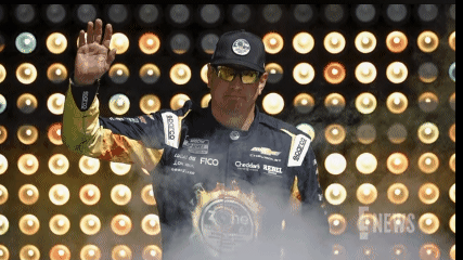  Dale Earnhardt Jr. Ungkap Pesan Terakhir dengan Kyle Busch Sebelum Meninggal Dunia