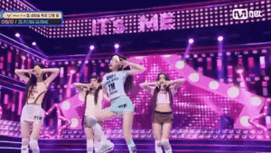  ILLIT Tampilkan Nuansa Misterius dan Emosional dalam “It’s Me” di Panggung M Countdown