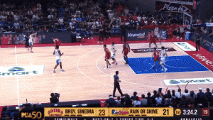 Hinebra Melaju Selangkah ke Final! Brownlee dan Abarientos Bakar Rain or Shine di Game 5 Semifinal PBA