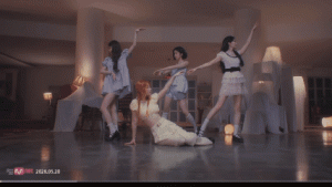  IS:SUE Rilis MV “Quartet”, Rayakan Harmoni Empat Member dan Ikatan dengan Penggemar