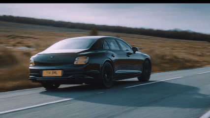  Bentley Flying Spur Facelift 2026 Resmi Meluncur, Kini Lebih Mewah dan Bertenaga Hybrid 680 HP