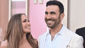  Jennifer Lopez Bantah Rumor Asmara dengan Brad Goldstein, Tegaskan Hubungan Mereka Hanya Rekan Kerja