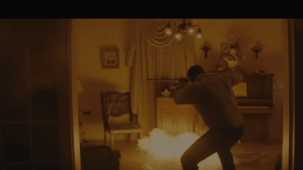 Yahya Abdul-Mateen II dan Mark Wahlberg Berburu Pembunuh Berantai dalam Film “By Any Means”