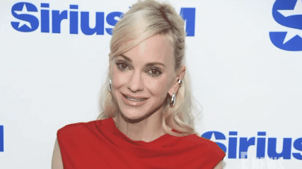  Anna Faris Kenang Insiden Keracunan Karbon Monoksida yang Nyaris Merenggut Nyawanya