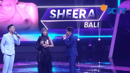 Dewi Perssik Kenang Penampilan Rock Ikonik Lewat Lagu “Zombie” di The Icon Indonesia