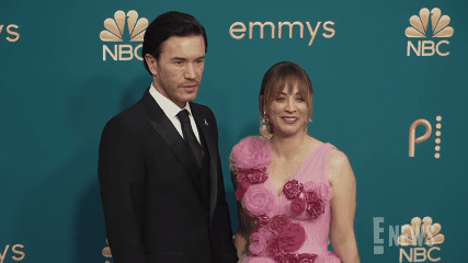  Kaley Cuoco dan Tom Pelphrey Umumkan Kehamilan Anak Kedua
