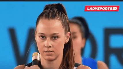 Atlet Lompat Galah Putri Curi Perhatian Penggemar Atletik Dunia