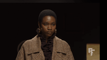 Luisa Spagnoli Tampilkan Elegansi Feminin Modern di Milan Fashion Week Fall/Winter 2025/2026