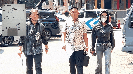  Sunan Kalijaga Kawal Kasus Dugaan Penggelapan Barang Milik Putri, Datangi Polres Jaksel