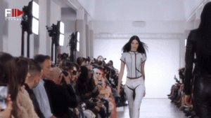  OTTOLINGER Tampilkan Koleksi “Girlfriend” di Paris Fashion Week Spring 2026
