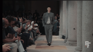  Giorgio Armani Tampilkan Harmoni Elegan pada Koleksi Spring/Summer 2027 dan Cruise 2027 di Milan Fashion Week
