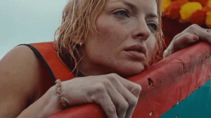  Film “The Bay” Tampilkan Ketegangan Wisata Alam yang Berubah Jadi Situasi Darurat di Tengah Keindahan Thailand