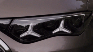 Mercedes VLE 300 2026 Tampil Mewah dengan Balutan Warna Velvet Brown