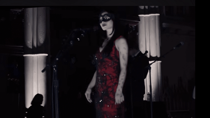  Nessa Barrett Rilis “Venom”, Lagu Pop Gelap tentang Cinta yang Beracun
