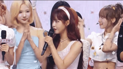 I.O.I Raih Kemenangan Perdana di Show! Music Core, Rayakan Comeback 10 Tahun Penuh Haru 