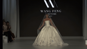  Ng Feng Tampilkan Gaun Pengantin Berkarakter Modern di Barcelona Bridal Fashion Week 2026
