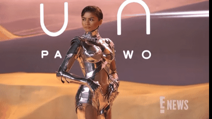  Zendaya Tampil Bak Dewi Yunani di Premiere The Odyssey, Hadirkan Dua Gaya Haute Couture yang Memukau