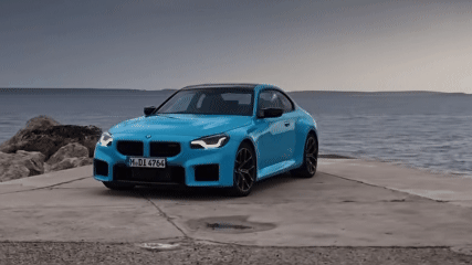 BMW Perkenalkan M2 xDrive 2026, Coupe Performa Tinggi Kini Hadir dengan Penggerak Semua Roda 