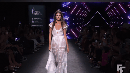  Custo Barcelona Hadirkan Koleksi Penuh Warna di Mercedes-Benz Fashion Week Madrid