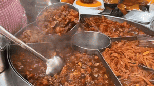 Jelajahi Tiga Pasar Tradisional Guiyang, Surga Kuliner Jalanan yang Sarat Cita Rasa Lokal