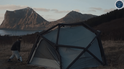  Peralatan Camping Modern yang Bikin Aktivitas Outdoor Makin Nyaman dan Praktis