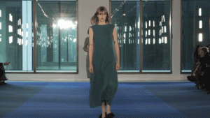Proenza Schouler Tampilkan Babak Baru di NYFW, Debut Rachel Scott Suguhkan Elegansi Modern yang Lebih Humanis