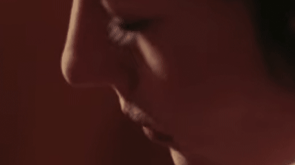 Gracie Abrams dan Marcus Mumford Rilis Kolaborasi Emosional “What If It’s Right?”