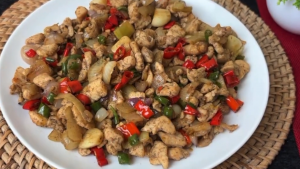  Resep Ayam Cincang Lada Hitam Cabai Bawang, Praktis dan Nikmat Disantap dengan Nasi Hangat