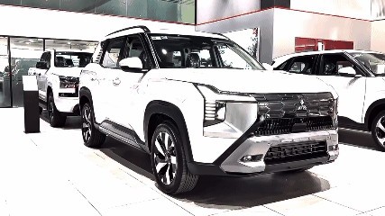  Mitsubishi Destinator 2026 Tawarkan SUV 7 Penumpang dengan Kabin Premium untuk Keluarga