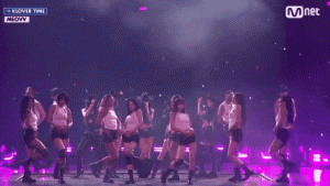  KCON LA Bergemuruh, Penonton Diajak Jump dan Bernyanyi Bersama