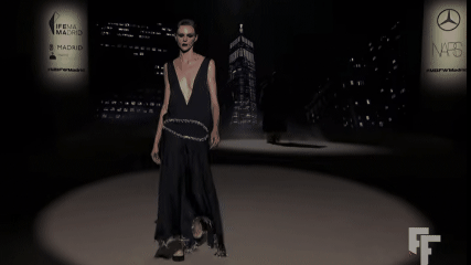 Odette Alvarez Hadirkan Koleksi Fashion Penuh Karakter di Mercedes-Benz Fashion Week Madrid