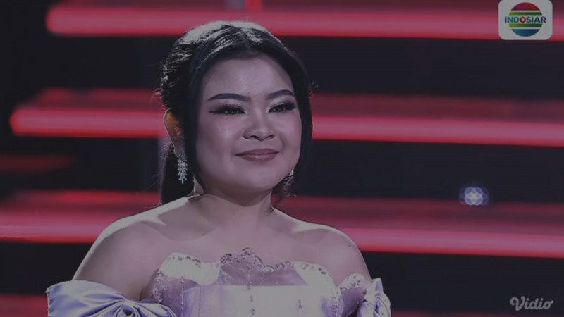 Ria Kuningan Tersenggol dari Dangdut Academy 8 Indosiar