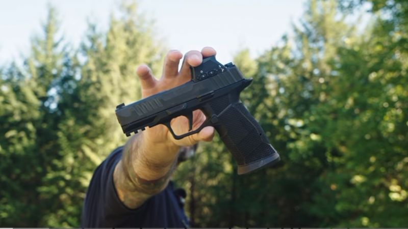 SIG Sauer P385 Hadir sebagai Pistol Hybrid, Gabungkan Elemen P320 dan P365