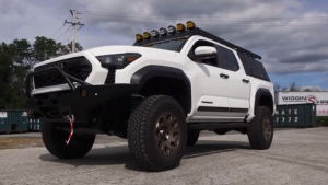 Toyota Tacoma 2026 Tampil Tangguh dengan Modifikasi Off-Road