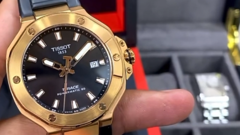  Tissot Tampilkan Jam Tangan Sporty Berlapis Rose Gold dengan Mesin Powermatic 80