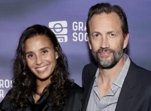 Marilee Fiebig dan Andrew Shue Resmi Bertunangan Setelah Tiga Tahun Berpacaran